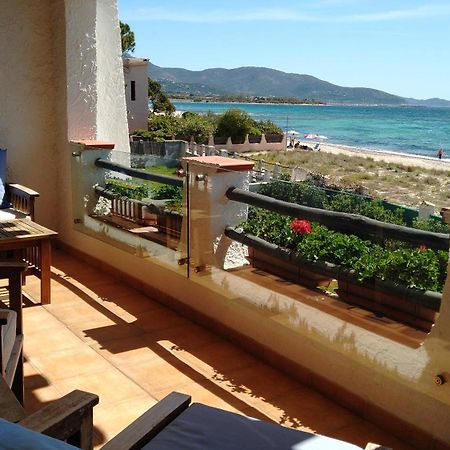 In Front Of The Beach - La Terrazza Sul Mare Flumini di Quartu Exterior photo